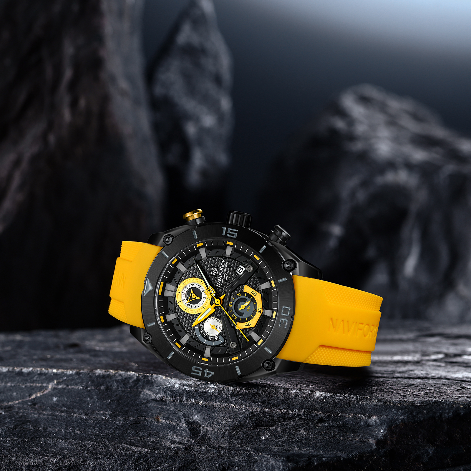 NAVIFORCE Men's Sports Chronog - Outdoor Sport Smart Watch review and price